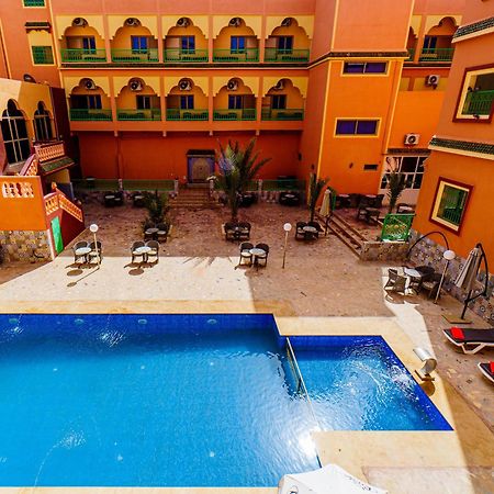 Hotel La Vallee Des Kasbahs Chez Ilyas 티네히르 외부 사진